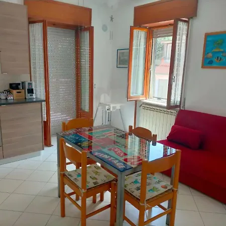 Con Terrazza Apartment *
